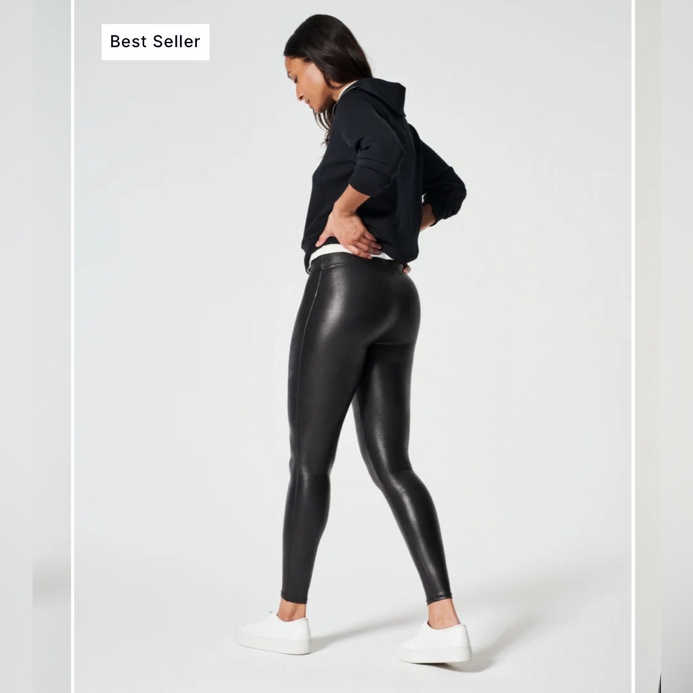 SPANXshape™ Faux Leather Leggings, petite, medium, black, excellent condition